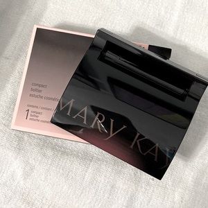 Mary Kay Compact Old Style NEW